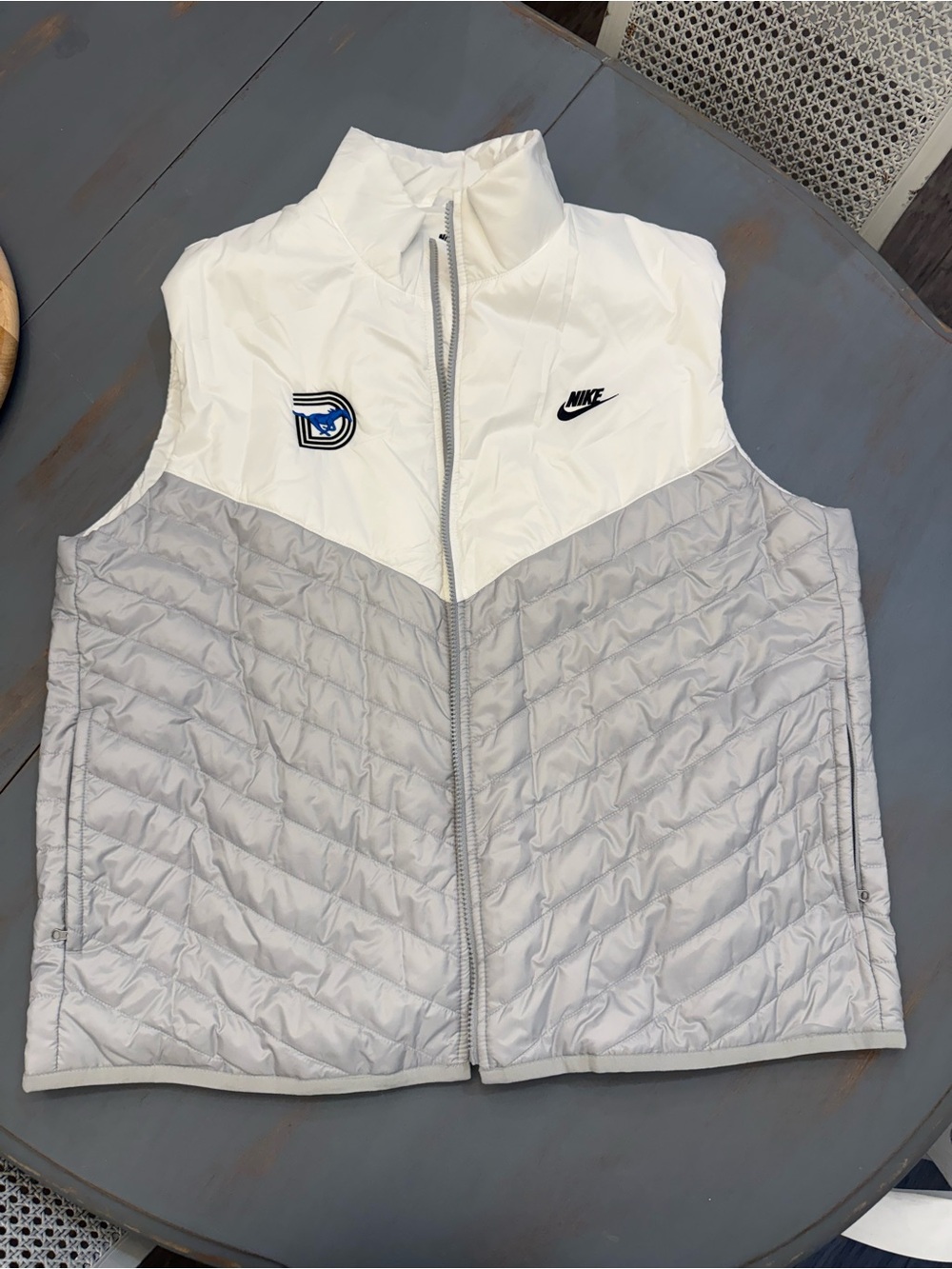 SMU Mustangs Nike Therma-FIT Quilted Vest Men’s XL White Gray Dallas NCAA
